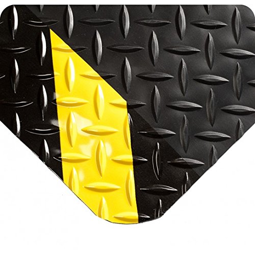 Wearwell 414.1516x2x68CHV Diamond-Plate SpongeCote UltraSoft Mat, 68' Length x 2' Width x 15/16" Thick, Black with Chevron
